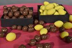Choco Support: Mit Limoncello umhüllte Mandeln und proteinhaltige Crisps umhül
