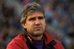 In der Saison 1992/93 gilt der damalige FC-Trainer Jörg Berger nach dem Sieg ge