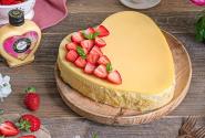 Erdbeer-Griess-Sahnetorte.jpg