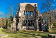 kloster-heisterbach_AdobeStock_427914017_1200x680.jpg