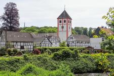 burscheid-odenthal-st-panklratius-1200x680.jpg