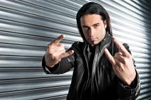 Der Kabarettist mit den vielen Gesichtern: Bülent Ceylan tritt am 22. Oktober in Köln auf. (Foto: Marco Perdigones) Der Kabarettist mit den vielen Gesichtern: Bülent Ceylan tritt am 22. Oktober in Köln auf. (Foto: Marco Perdigones)