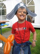 Piratenkostüme und eine passende Schminke gibt es beim großen Kinder-Piratenfest. (Foto: Public Cologne) Piratenkostüme und eine passende Schminke gibt es beim großen Kinder-Piratenfest. (Foto: Public Cologne)