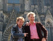 Freuen sich auf ihr Gastspiel in Köln: Peter Maffay (l.) und Rufus Beck im Schatten des Doms (Foto: Cora Finner) Freuen sich auf ihr Gastspiel in Köln: Peter Maffay (l.) und Rufus Beck im Schatten des Doms (Foto: Cora Finner)