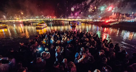 Silvester-Arrangements mit tollem Rheinblick in Köln | koeln.de