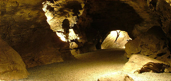Foto: Aggertalhöhle