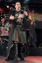 Auch bei Corvus Corax dürfen Sackpfeifen, so wie bei anderen Mittelalterbands auch, nicht fehlen. (Foto: Helmut Löwe) Auch bei Corvus Corax dürfen Sackpfeifen, so wie bei anderen Mittelalterbands auch, nicht fehlen. (Foto: Helmut Löwe)