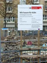 Wühlen im Kölner Untergrund: Die Bauarbeiten zur Archäologische Zone. (Foto: Helmut Löwe)