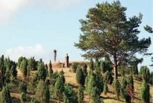 Kalvarienberg: Auf 525 Metern genießt man einen phänomenalen Rundblick über die Eifelhöhen. (Foto: Eddi Meier) Kalvarienberg: Auf 525 Metern genießt man einen phänomenalen Rundblick über die Eifelhöhen. (Foto: Eddi Meier)