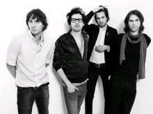 Nach 6 Jahren wieder dabei: Phoenix geben am 24. Juni auf dem Parkdeck der Koelnmesse ein Konzert. (Foto: c/o pop) Nach 6 Jahren wieder dabei: Phoenix geben am 24. Juni auf dem Parkdeck der Koelnmesse ein Konzert. (Foto: c/o pop)