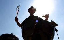 Grillen gilt als anstrengende Sportart (Foto: ddp)