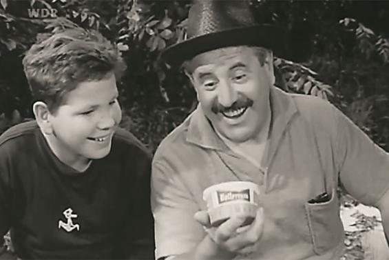 Das waren noch Zeiten: Anno 1968 warb Willy Millowitsch mit seinem Sohn Peter im Fernsehen für die Kunstbutter "Botterram"