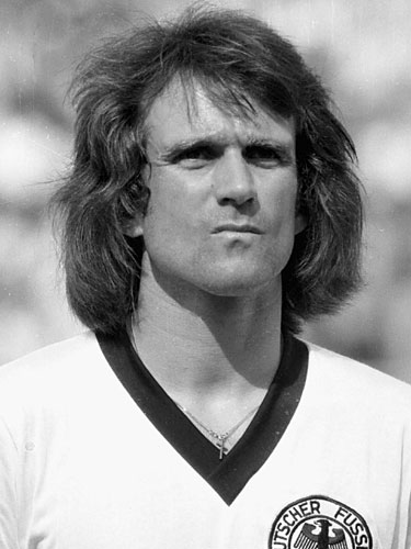 overath02_ddp_375x500.jpg