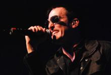 Hatten einen schweren Stand bei den Papa-Roach-Fans: Filter um Sänger Richard Patrick mühten sich redlich, aber vergeblich. (Foto: Helmut Löwe) Hatten einen schweren Stand bei den Papa-Roach-Fans: Filter um Sänger Richard Patrick mühten sich redlich, aber vergeblich. (Foto: Helmut Löwe)