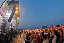 Euphorische Stimmung: Die Konzert-Besucher hatten ihre Tickets über eine Verlosung des Veranstalters gewonnen. (Foto: Telekom Street Gigs) Euphorische Stimmung: Die Konzert-Besucher hatten ihre Tickets über eine Verlosung des Veranstalters gewonnen. (Foto: Telekom Street Gigs)