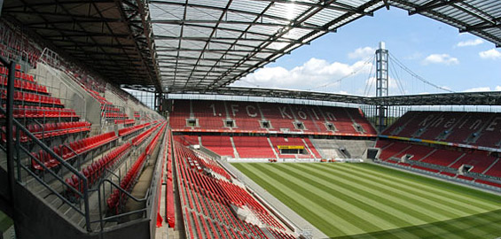 stadion_westtribuene_03_565.jpg