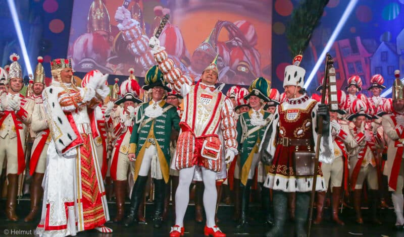 Kölner Dreigestirn - Prinz, Bauer, Jungfrau - auf der Prinzenproklamation.