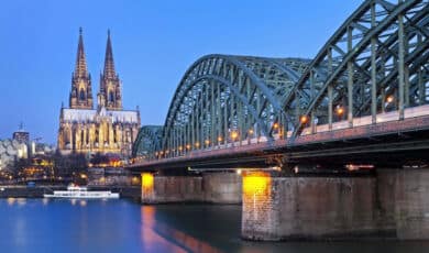 Hohenzollernbrücke und Dom
