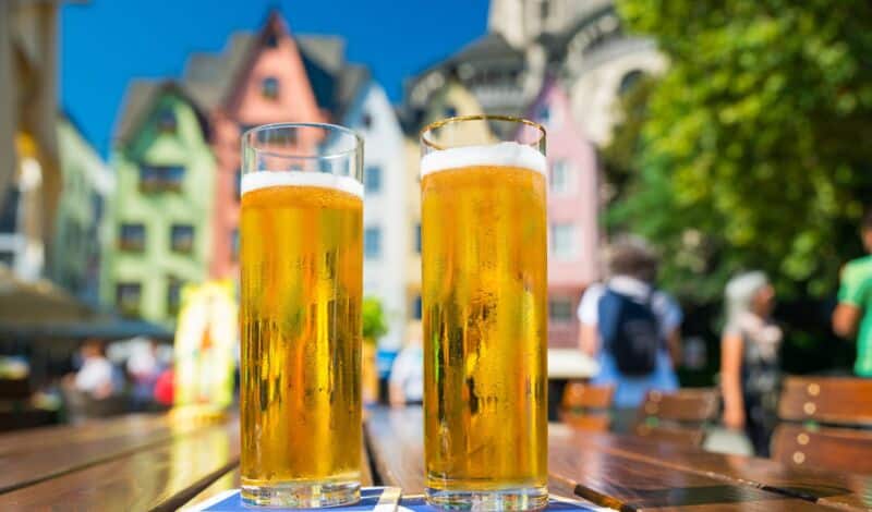 Kölsch im Biergarten