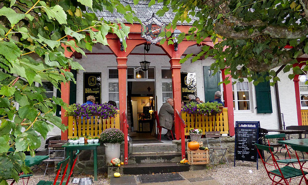 Außenansicht des Ausflugslokals Einkehrhaus Waidmannsruh im Siebengebirge