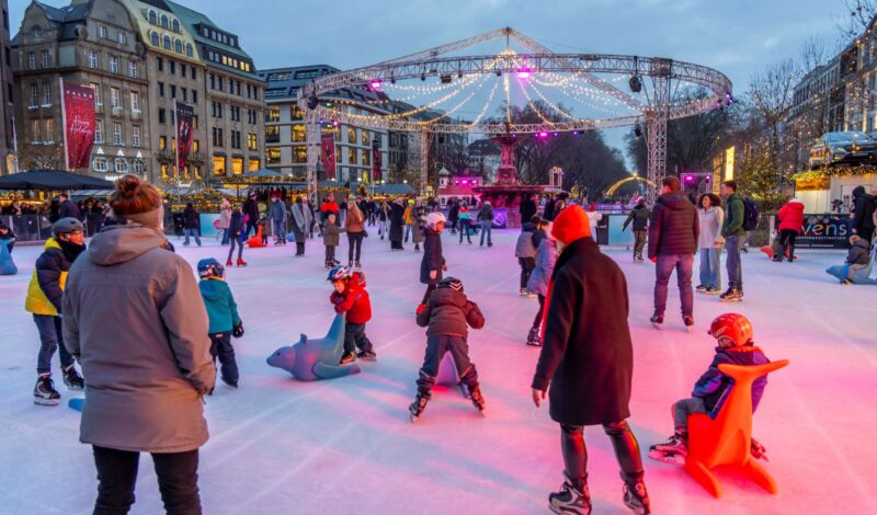Eislaufen auf der KÖ in Düsseldorf