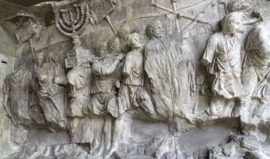 Relief im Kolumba Köln