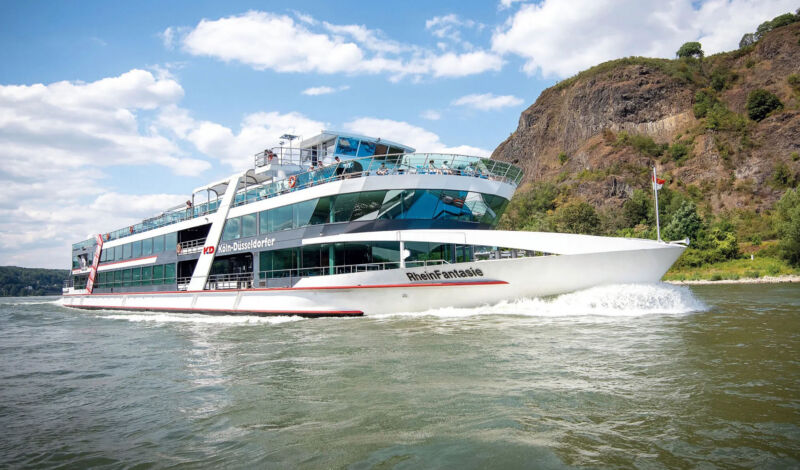 Die MS Rheinfantasie, ein Schiff der Flotte der Köln Düsseldorfer KD