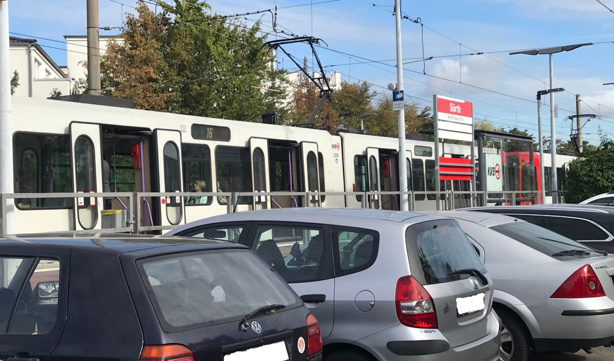 Park and Ride Fläche in Sürth