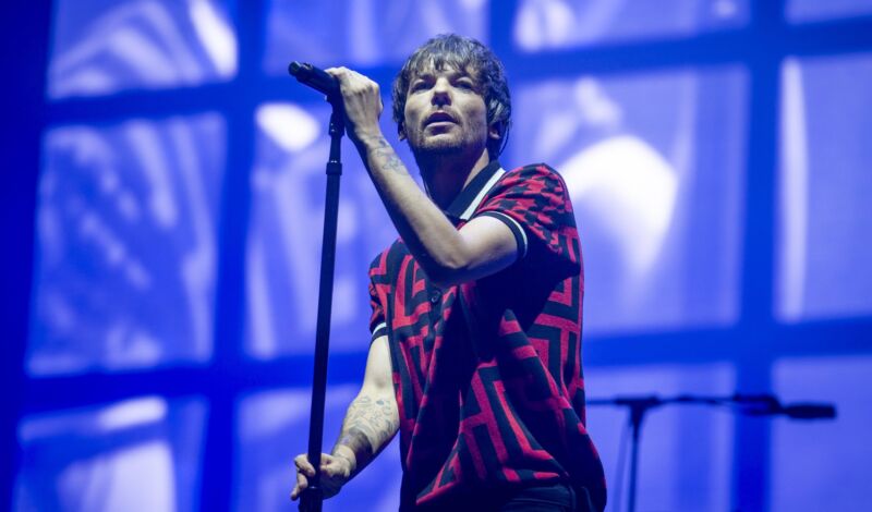 Louis Tomlinson auf Bühne