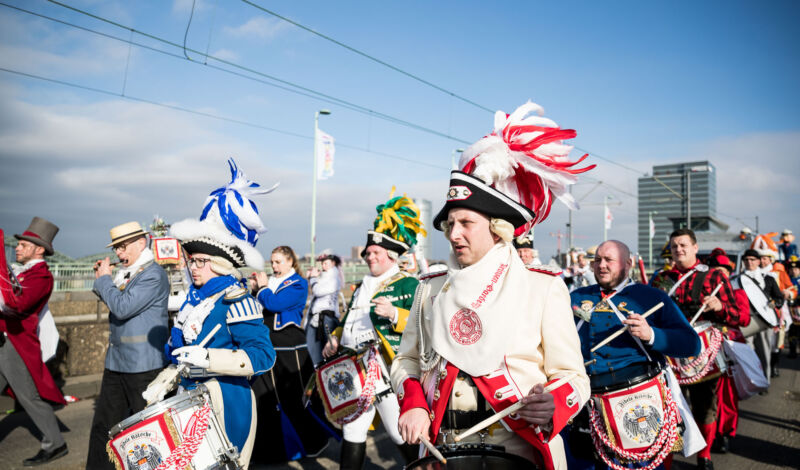 Rosenmontagszug Köln 2023