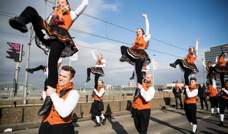 Rosenmontagszug Köln 2023