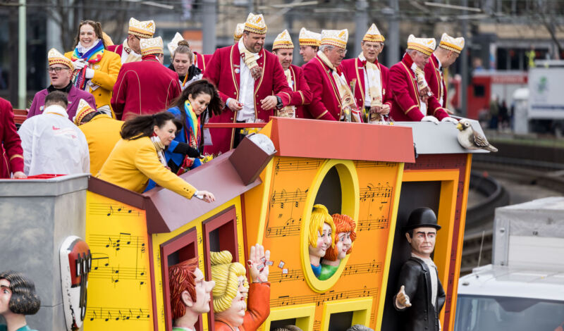 Rosenmontagszug Köln 2023