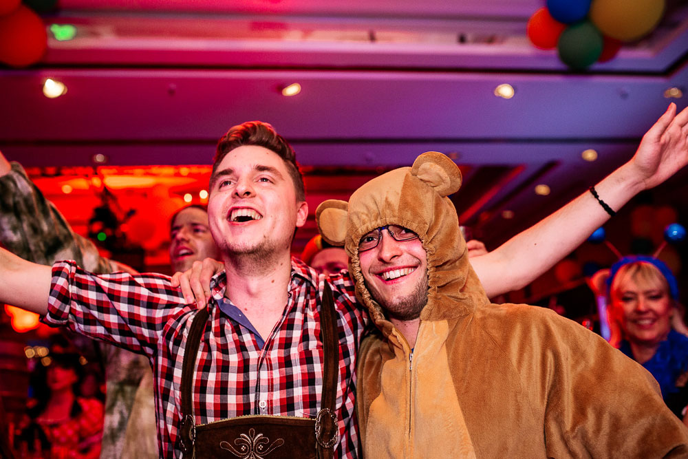 Jeck feiern! Partys am Karnevalssonntag 2025 in Köln