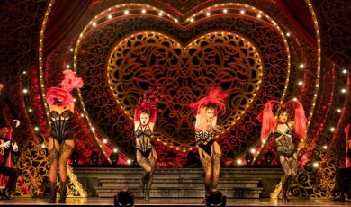 Tänzerinnen des Musicals Moulin Rouge in Köln