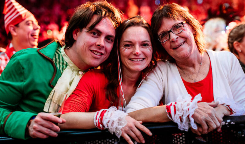 Jecke bei "Elfter im Elften" in der Lanxess-Arena