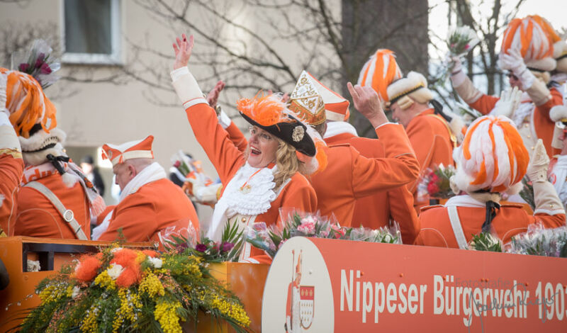 Teilnehmer beim Karnevalsumzug Nippes