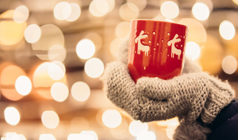 Weihnachtslichter und Glühwein