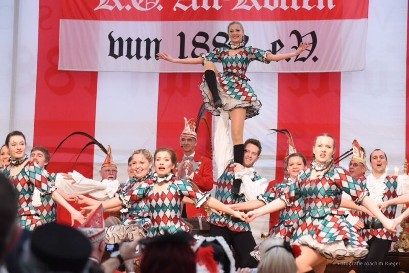 Volkssitzung auf dem Neumarkt