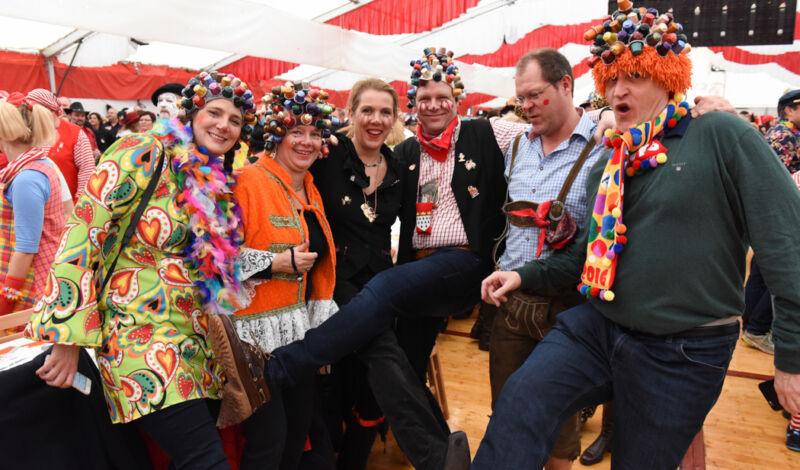 Volkssitzung auf dem Neumarkt