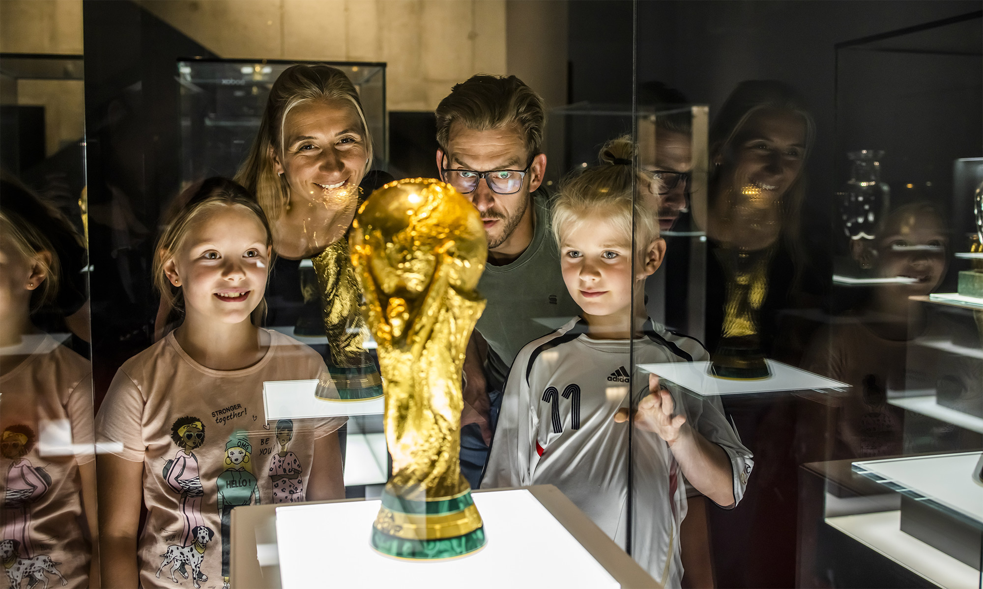 In der Schatzkammer des Deutschen Fußballmuseums