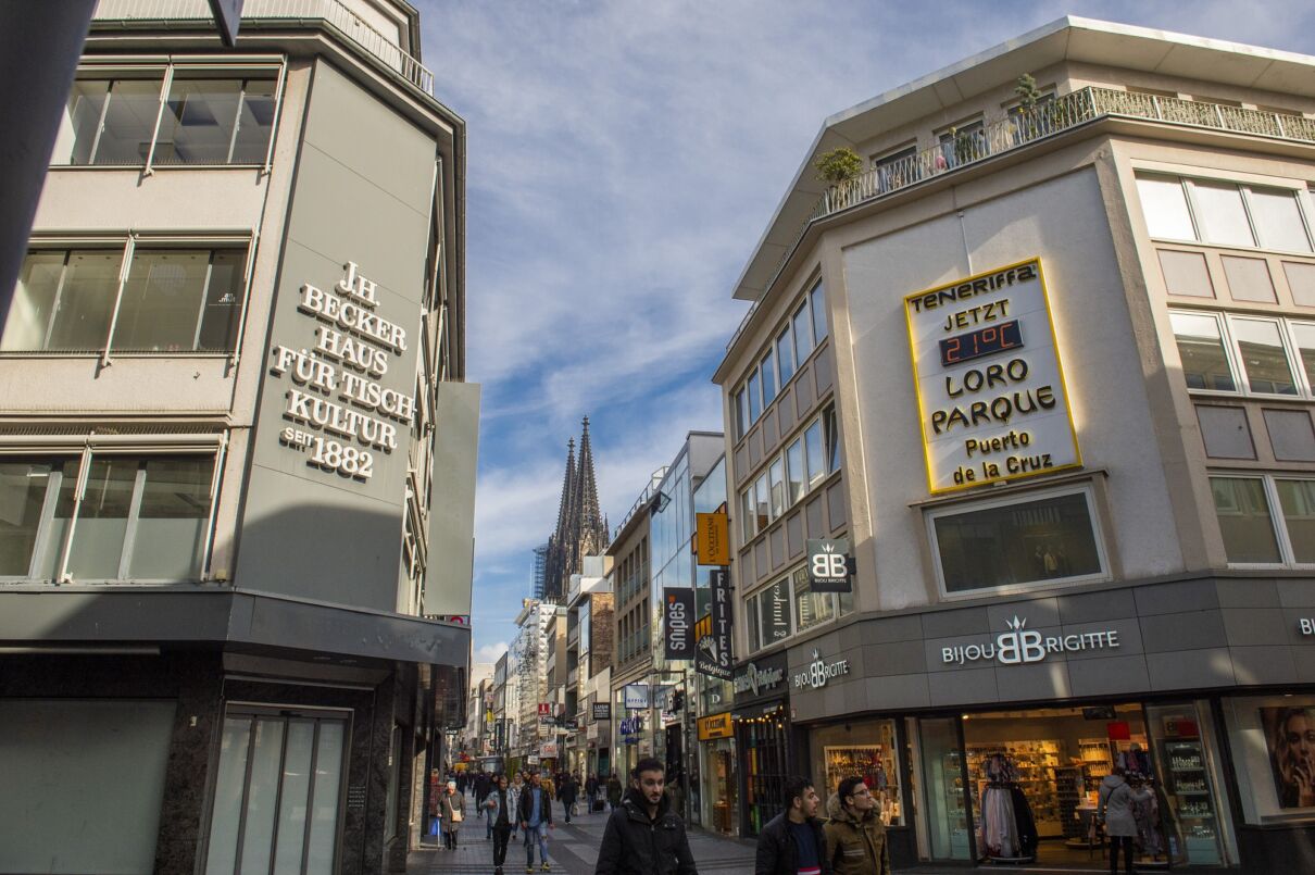 Hohe Straße mit Blick auf Dom