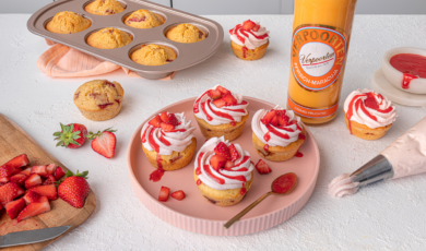 Erdbeer-Cupcakes mit Frosting