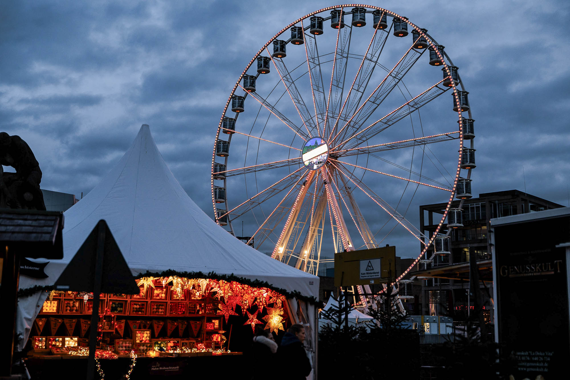 Hafenweihnachtsmarkt am Kölner Schokoladenmuseum