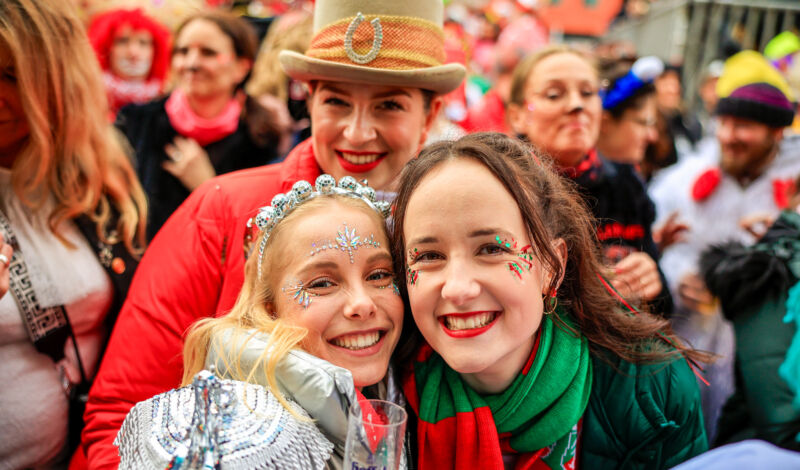 Weiberfastnacht 2025