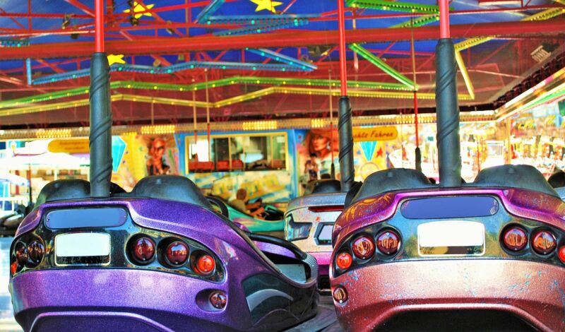 Autoscooter auf einer Kirmes