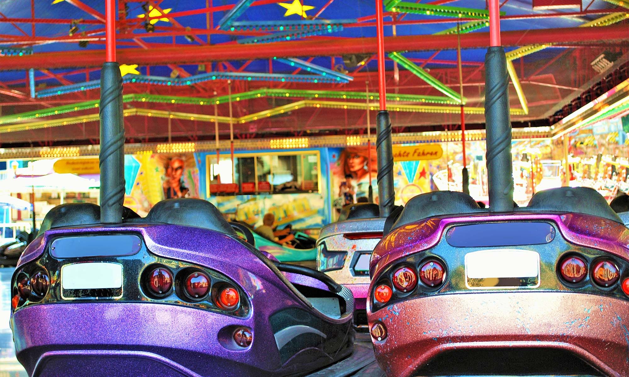 Autoscooter auf einer Kirmes