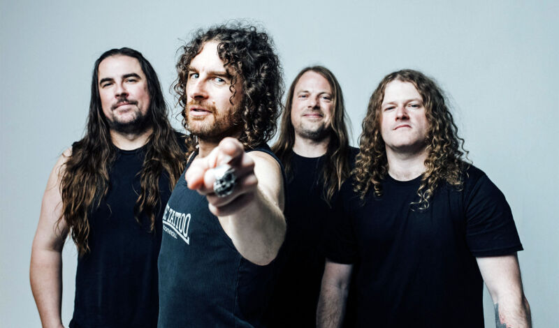 Die vier Musiker der australischen Hardrockband Airbourne.