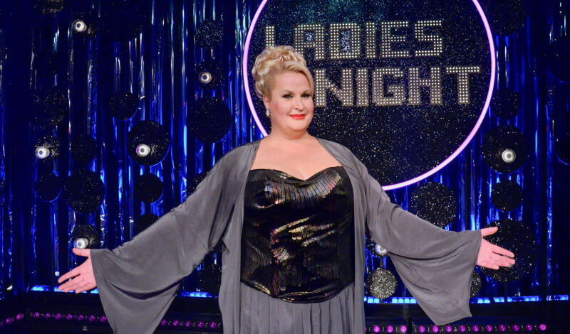 Die Kabarettistin Daphne DeLuxe modriert die WDR-Show "Ladies Night"