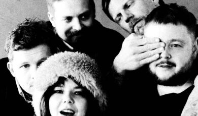 Die Musiker der isländischen Folk-Rock-Band Of Monsters and Men