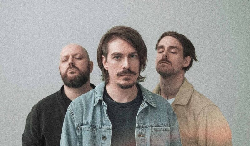 Die drei Musiker der Aachener Band Fjørt